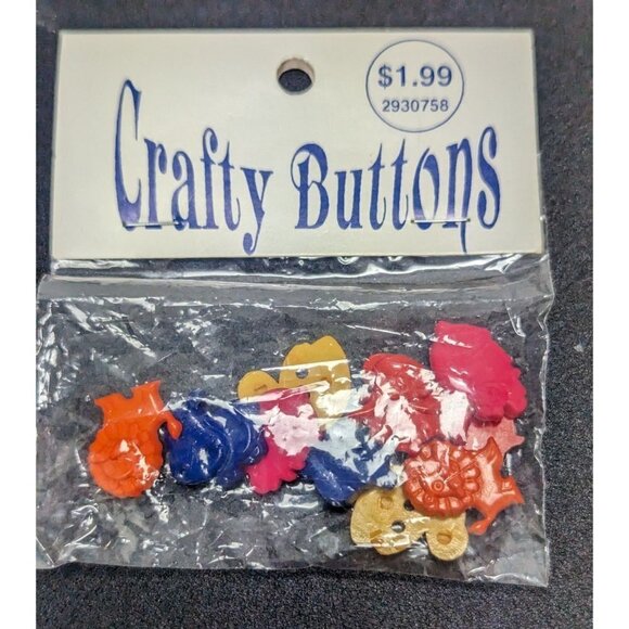 Streamline Crafty Colorful Buttons 10 Pieces Animal Lion Pig Duck Hippo Elephant - Picture 1 of 4
